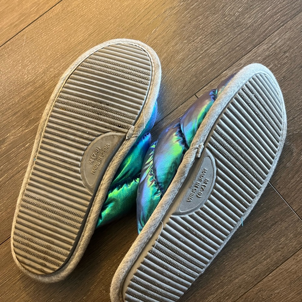 Nordstrom slippers - Picture 6 of 6